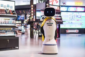 Watsons China – Robot Staff Bonnie