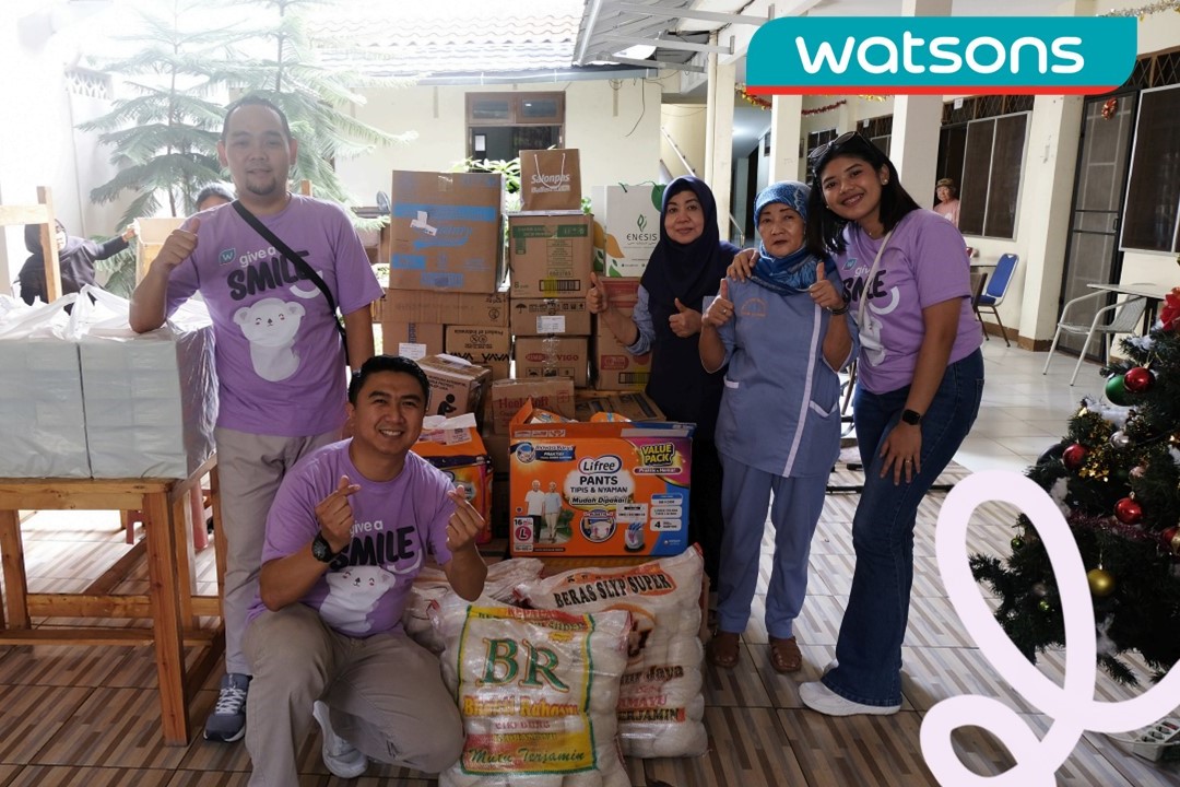 CSR-Love-and-Kind-Spreading-Happiness-with-the-Elderly_32.jpg