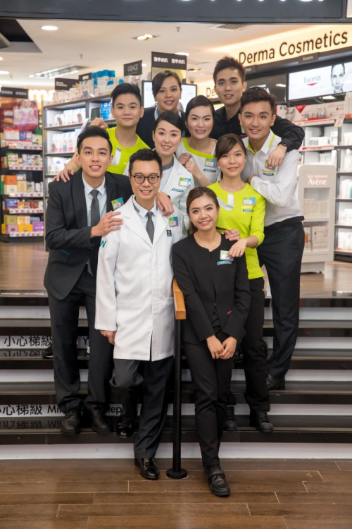 Brand-new Uniforms give customers a refreshing shopping experience